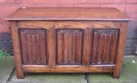Oak blanket box