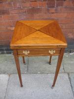 Envelope Card Table